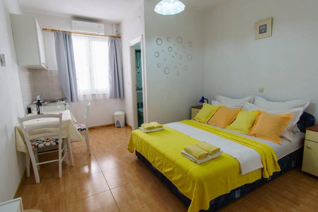 Lovely Studio Apartment For 2 Free Private Parking Makarská Exteriér fotografie
